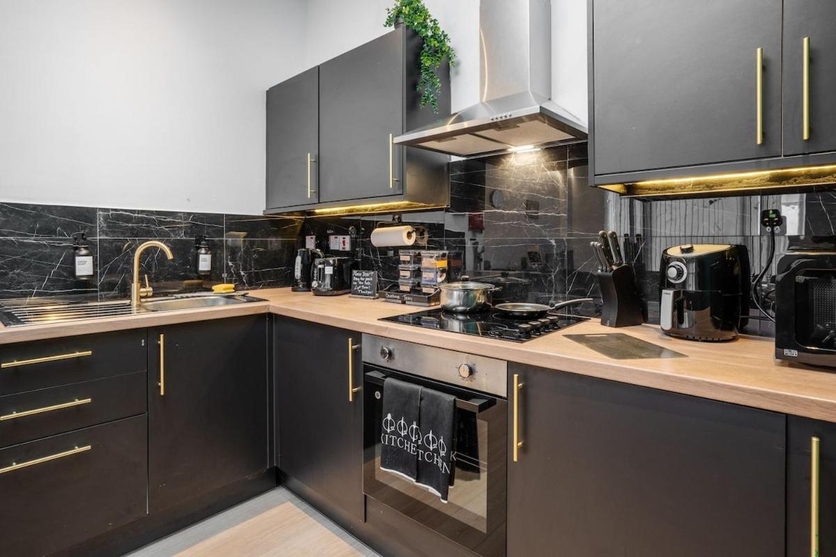 Ferienwohnung Modern 2-Bed Flat, Sleeps 6 Liverpool Exterior foto